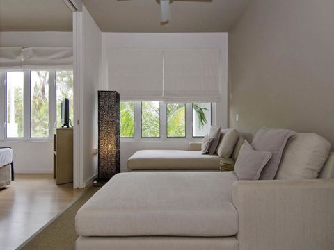 Beach Club Port Douglas Luxury Apartments - Accommodation Georgetown 11