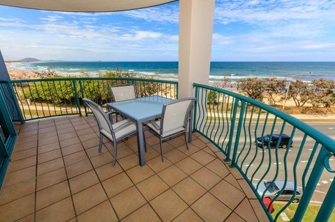 Grand Palais Boolarong Beachside Apartments - Accommodation Georgetown 0