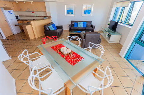 Grand Palais Boolarong Beachside Apartments - Accommodation Georgetown 22