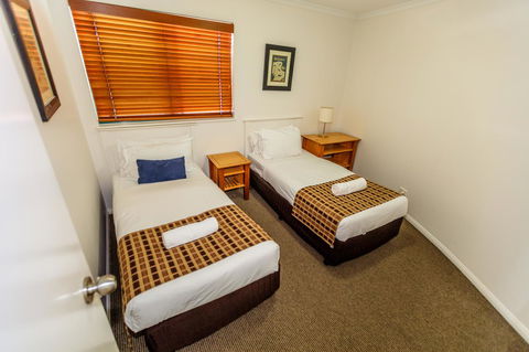 Grand Palais Boolarong Beachside Apartments - Accommodation Georgetown 28