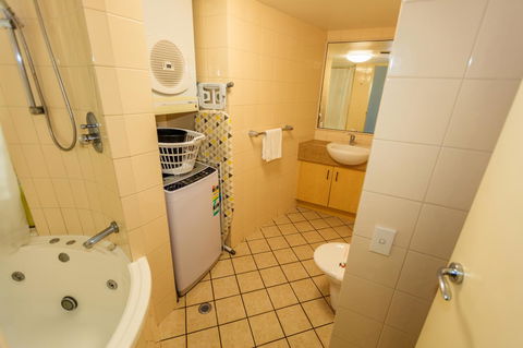 Grand Palais Boolarong Beachside Apartments - Accommodation Georgetown 12