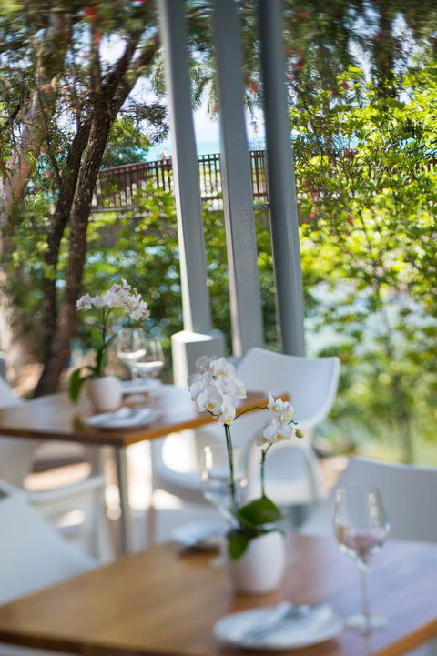 Heart Hotel And Gallery Whitsundays - Accommodation Georgetown 20