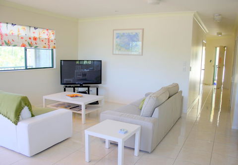 Magnetic Sunsets Resort - Accommodation Georgetown 2