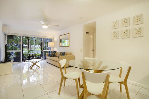 The White House Port Douglas - Accommodation Georgetown 14