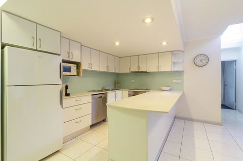 The White House Port Douglas - Accommodation Georgetown 22