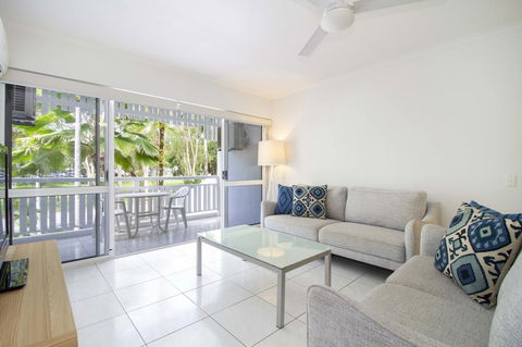 The White House Port Douglas - Accommodation Georgetown 27