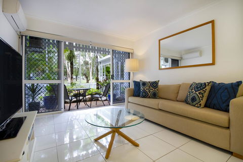 The White House Port Douglas - Accommodation Georgetown 3