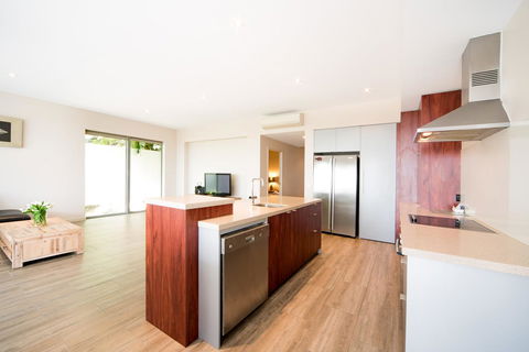 Whitsunday Reflections - Accommodation Georgetown 6