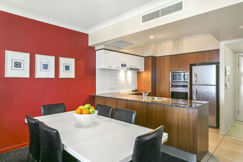 Mantra Towers Of Chevron - Accommodation Georgetown 19