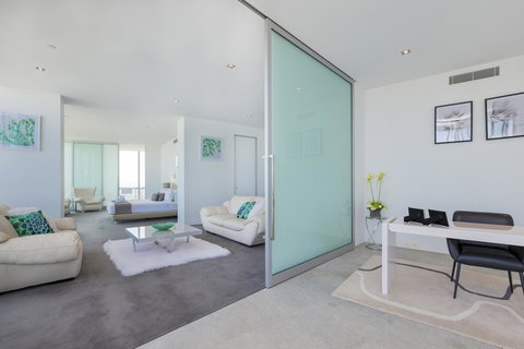 Q1 Resort & Spa - Official - Accommodation Georgetown 40