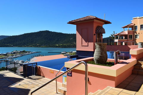 Martinique Whitsunday Resort - Accommodation Georgetown 30