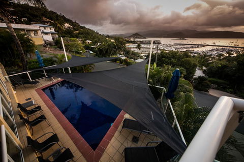 Sunlit Waters Studio Apartments - Accommodation Georgetown 3