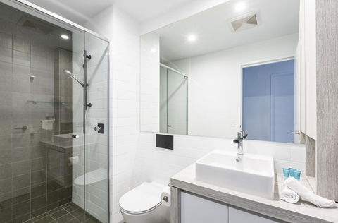 Boardwalk Burleigh Beach - Official - Accommodation Georgetown 33