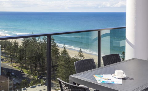 Boardwalk Burleigh Beach - Official - Accommodation Georgetown 20