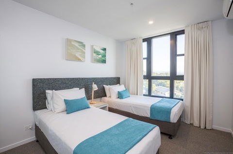 Boardwalk Burleigh Beach - Official - Accommodation Georgetown 40