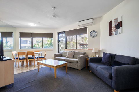 Tiki Hotel Apartments Surfers Paradise - Accommodation Georgetown 3