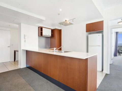 Beach Stay - Ocean & Riverview Resort Chevron Renaissance Central Surfers Paradise - Accommodation Georgetown 11