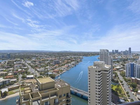 Beach Stay - Ocean & Riverview Resort Chevron Renaissance Central Surfers Paradise - Accommodation Georgetown 15