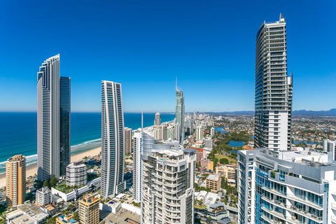 Beach Stay - Ocean & Riverview Resort Chevron Renaissance Central Surfers Paradise - Accommodation Georgetown 23