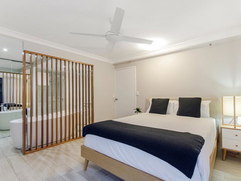 Sunbird Beach Resort Main Beach - Accommodation Georgetown 7