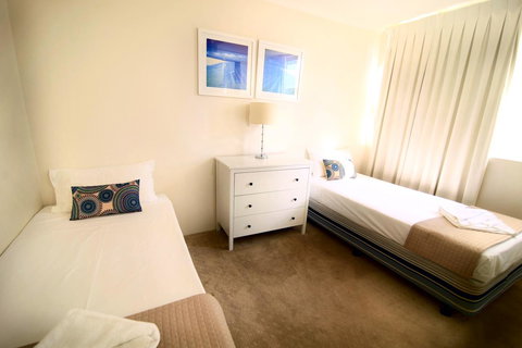 Grosvenor Beachfront Apartments Surfers Paradise - Accommodation Georgetown 35