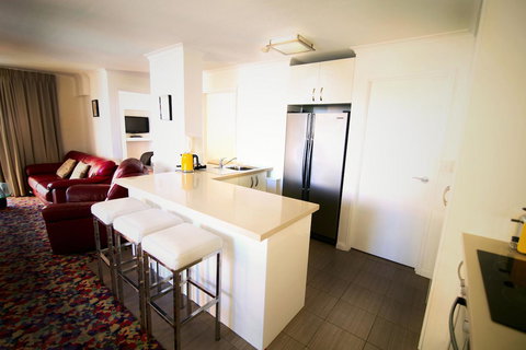 Grosvenor Beachfront Apartments Surfers Paradise - Accommodation Georgetown 4