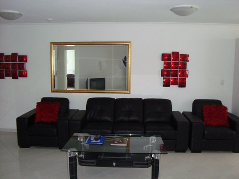 Grosvenor Beachfront Apartments Surfers Paradise - Accommodation Georgetown 27