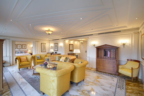 Imperial Hotel Gold Coast - Accommodation Georgetown 21