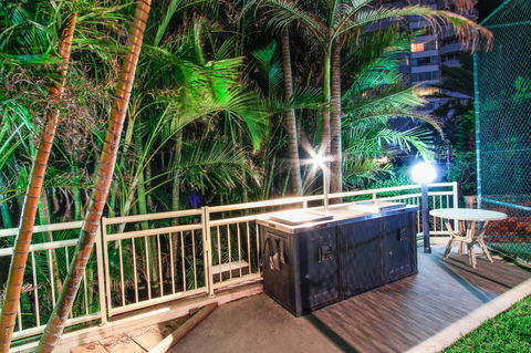 Seacrest Beachfront Apartments Surfers Paradise - Accommodation Georgetown 31