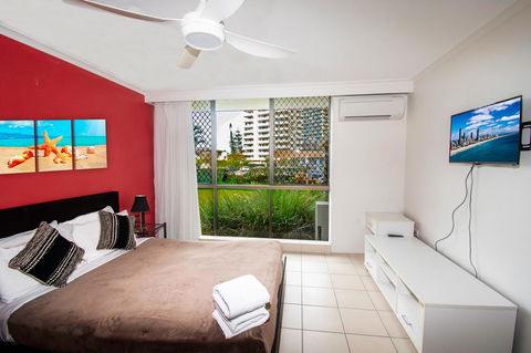 Seacrest Beachfront Apartments Surfers Paradise - Accommodation Georgetown 8