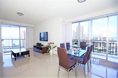 The Towers Of Chevron Renaissance - Holidays Gold Coast - Accommodation Georgetown 32