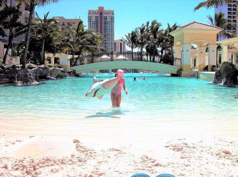 The Towers Of Chevron Renaissance - Holidays Gold Coast - Accommodation Georgetown 1