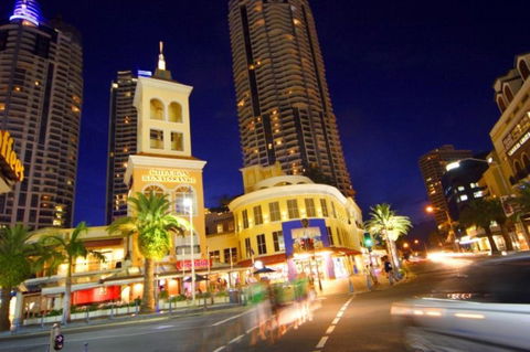 The Towers Of Chevron Renaissance - Holidays Gold Coast - Accommodation Georgetown 0