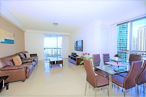 The Towers Of Chevron Renaissance - Holidays Gold Coast - Accommodation Georgetown 30