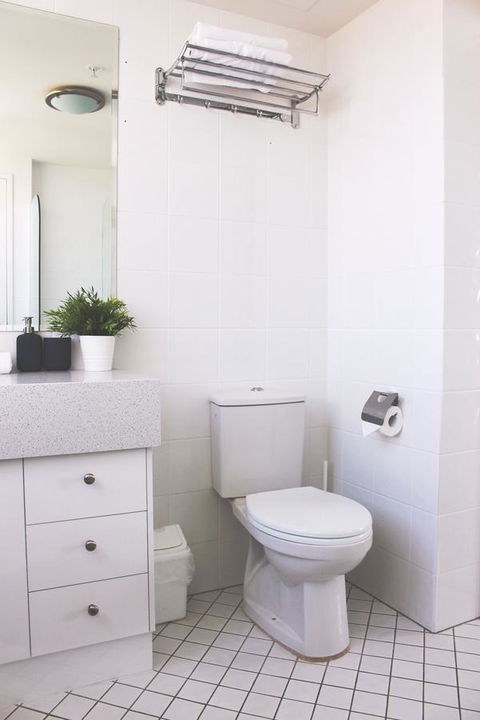 Crystal Bay On The Broadwater - Accommodation Georgetown 16