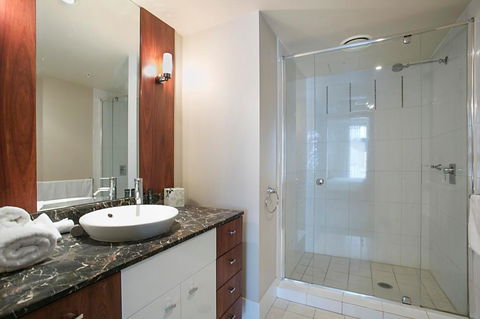 Towers Of Chevron - Private Apartment - Accommodation Georgetown 4