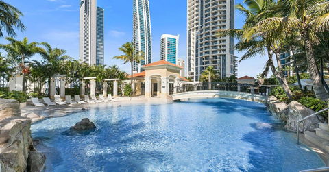 Towers Of Chevron - Private Apartment - Accommodation Georgetown 9
