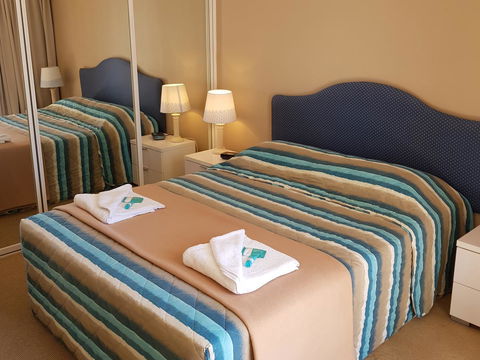 Surfers Beach Resort One - Accommodation Georgetown 24