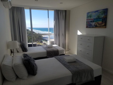 Golden Sands On The Beach - Absolute Beachfront Apartments - Accommodation Georgetown 41