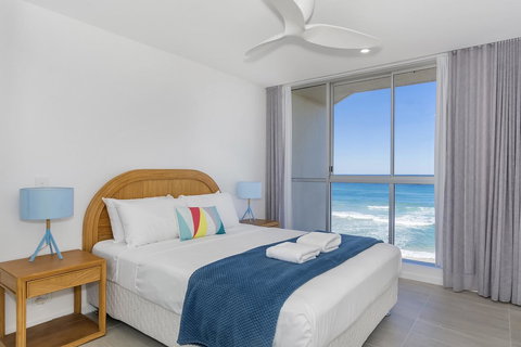 Golden Sands On The Beach - Absolute Beachfront Apartments - Accommodation Georgetown 17
