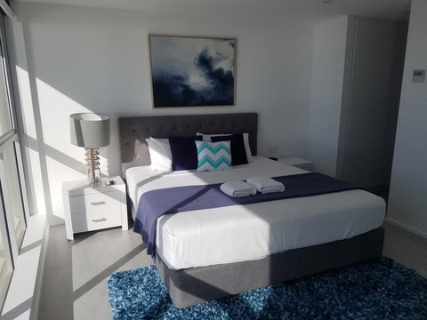 Golden Sands On The Beach - Absolute Beachfront Apartments - Accommodation Georgetown 11