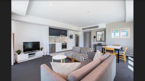 Gold Coast Private Apartments - H Residences, Surfers Paradise - Accommodation Georgetown 33
