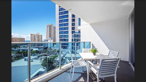 Gold Coast Private Apartments - H Residences, Surfers Paradise - Accommodation Georgetown 35