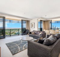 Luxury 3 Bedroom in heart of Broadbeach - Accommodation Georgetown