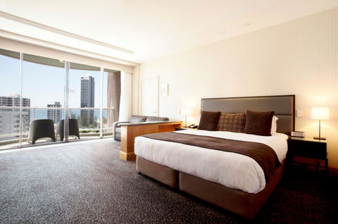 Crowne Plaza Surfers Paradise, An IHG Hotel - Accommodation Georgetown 43