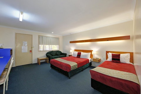 Smart Motels Bert Hinkler - Accommodation Georgetown 12