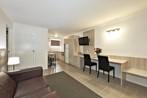 Smart Motels Bert Hinkler - Accommodation Georgetown 31