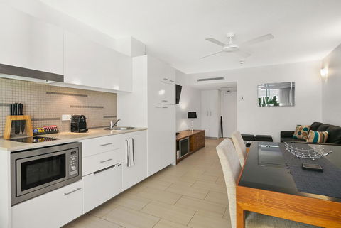 Palm Cove Beach Apartment - Accommodation Georgetown 7