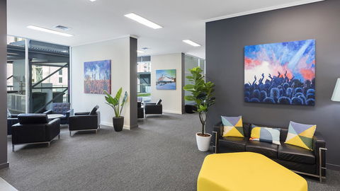Oaks Brisbane Festival Suites - Accommodation Georgetown 11