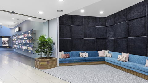 Oaks Brisbane Festival Suites - Accommodation Georgetown 6